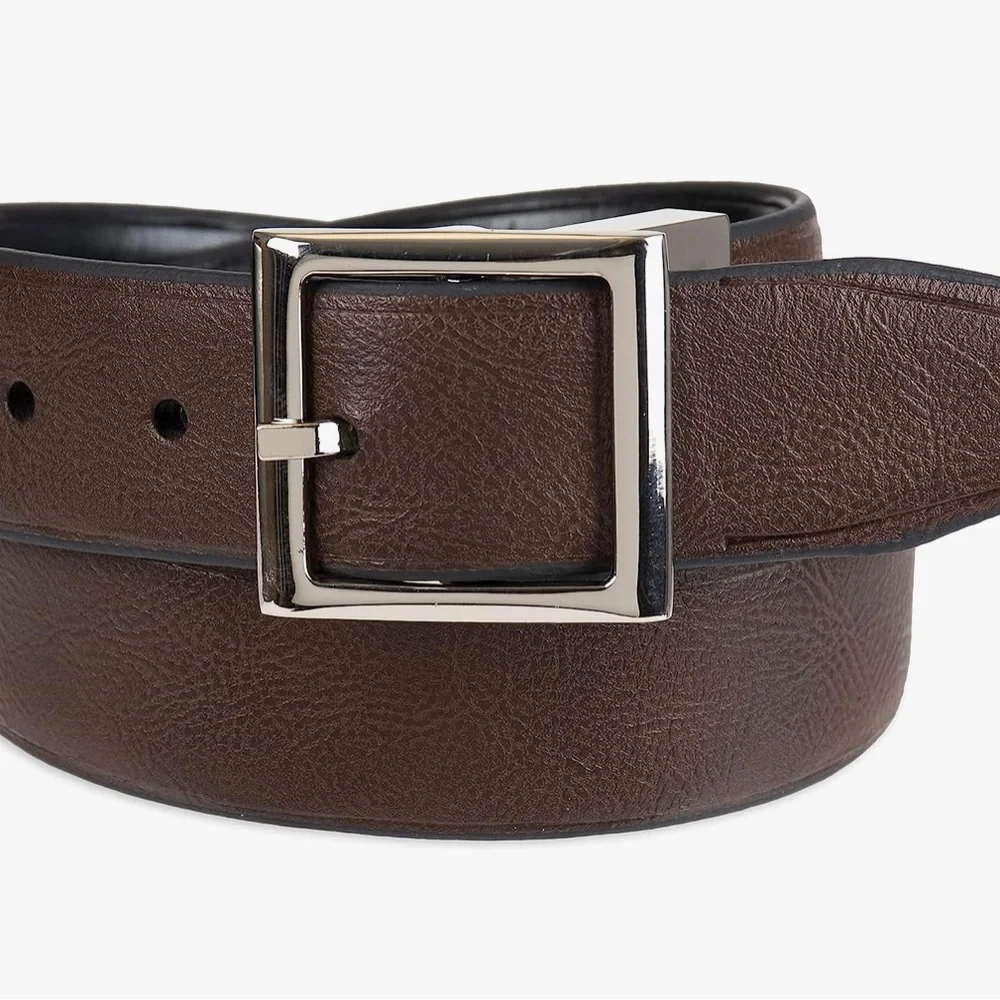 NWT: Boys dockers (2 in 1) reversible youth belt.. size large